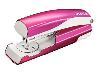 Esselte Leitz WOW - Hefter - 30 Blätter / 3 mm - 24/6 55021023