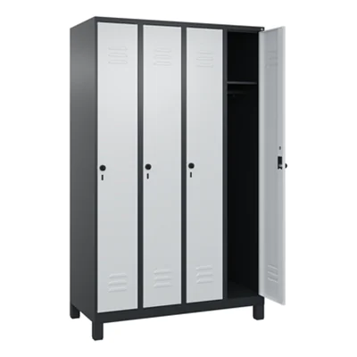 C+P Kleiderspind Classic PLUS 1.200 x 1.950 x 500 mm (B x H x T) 4 Abteile Stahl Farbe der Front: lichtgrau Farbe des Korpus: schwarzgrau