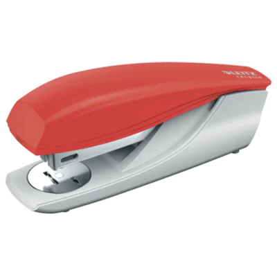 Leitz Heftgerät NeXXt Recycle 24/6, 26/6 fest/lösbar/nageln 30 Bl. (80 g/m²) inkl. 200 Heftklammern P3 24/6 Metall/Kunststoff (Kunststoff, 94 % recycelt) rot
