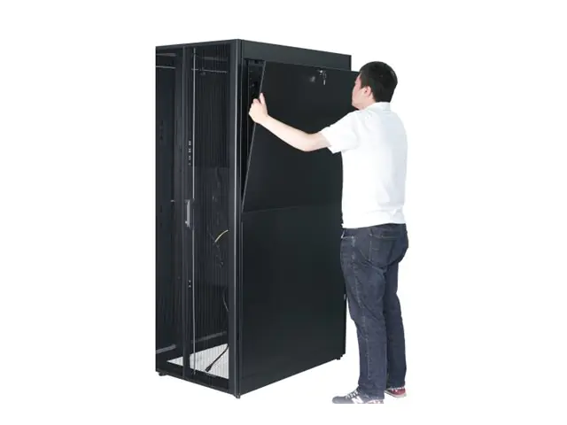 APC Easy Rack - Seitenwand für Rack - Schwarz - 48U - 48.3 cm (19")