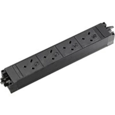 Bachmann STEP BASE - Steckdosenleiste - Eingabe, Eingang GST18 - Ausgangsanschlüsse: 4 (GST18) - Großbritannien - Schwarz