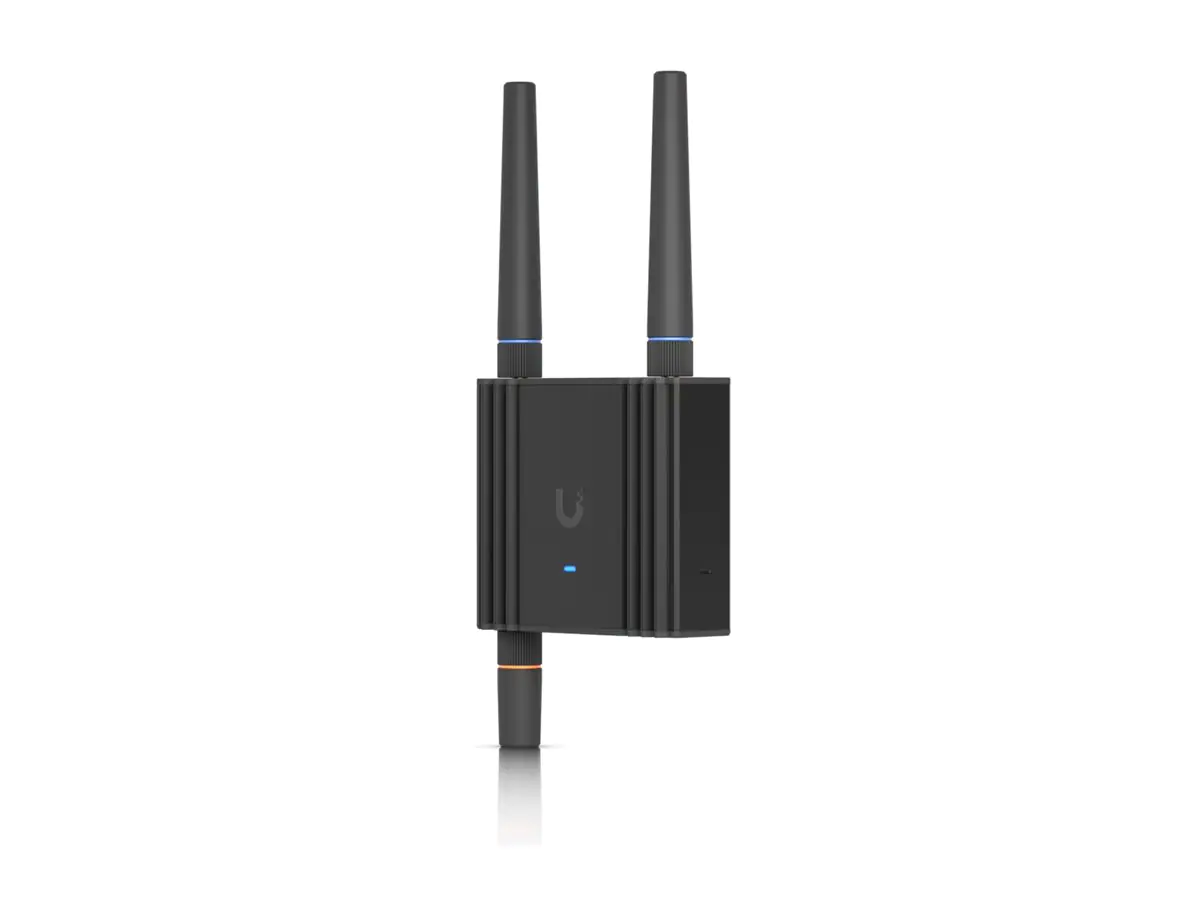 Ubiquiti UniFi Mobile Router Ultra - Wireless Router