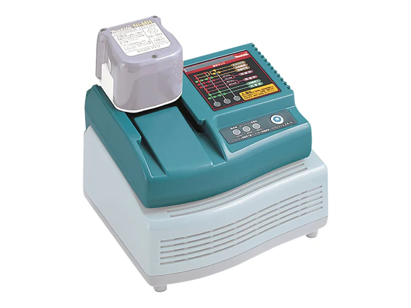 Makita ADP03 - Batterieladegerät - Batterieauffrischer 193682-6