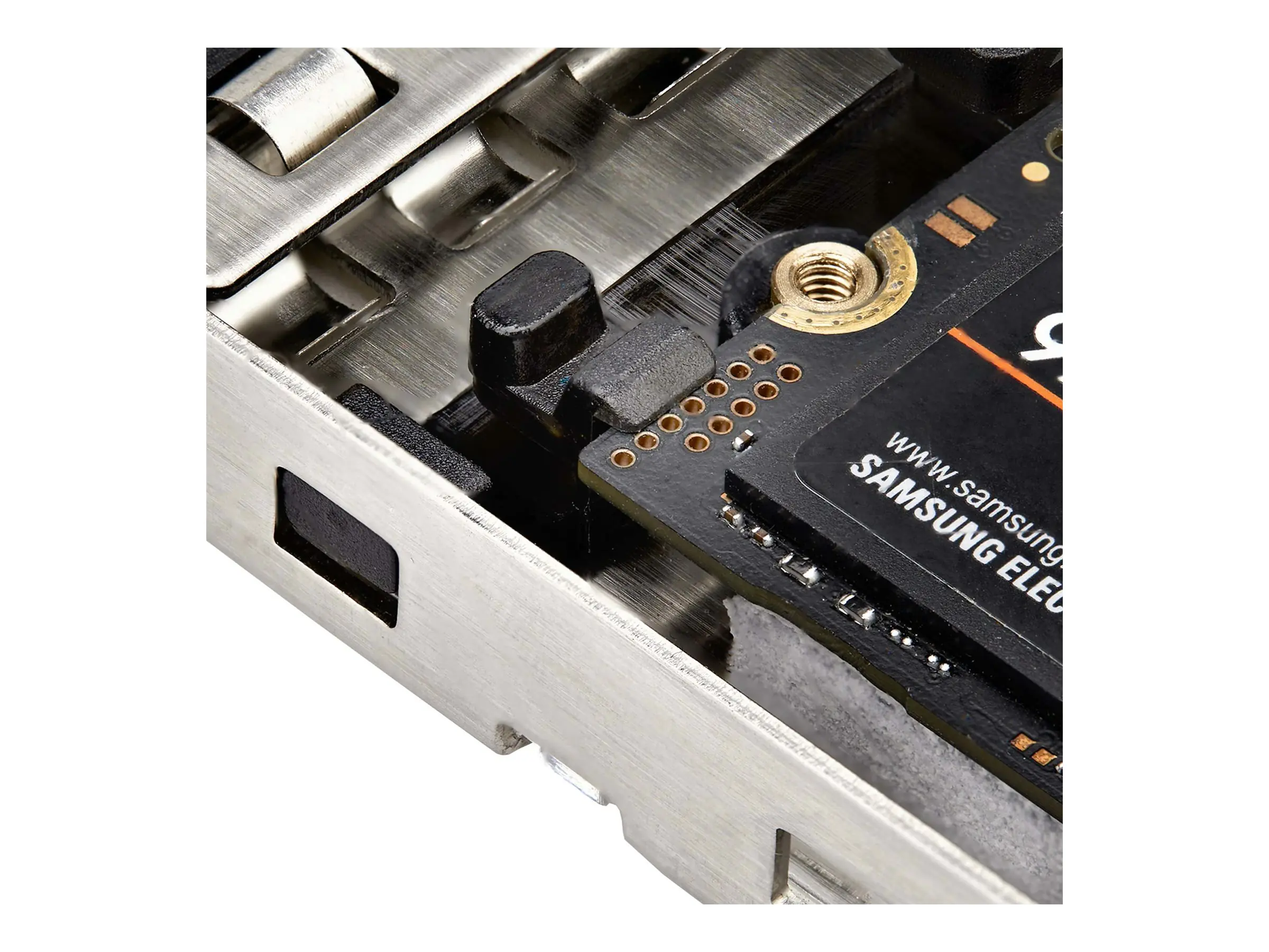 StarTech.com Dual-Bay M.2 NVMe SSD Removable Mobile Rack for PCIe x8 Slot - Schnittstellenadapt