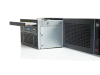 HPE - Gehäuse für Speicherlaufwerke - Universal Media Bay - SATA 6Gb/s / SAS 12Gb/s / PCIe - für Nimble Storage dHCI Large Solution with HPE ProLiant DL380 Gen10; ProLiant DL380 Gen10